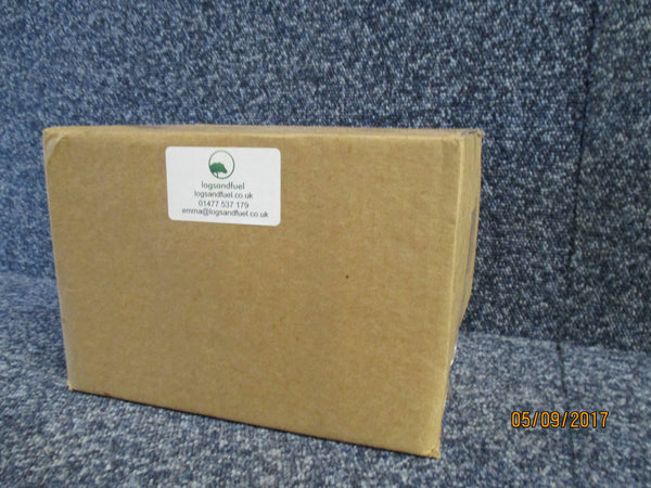 eco firelighters side of box logsandfuel
